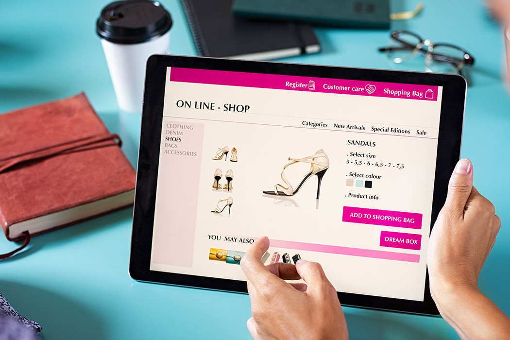 women shopping on amazon